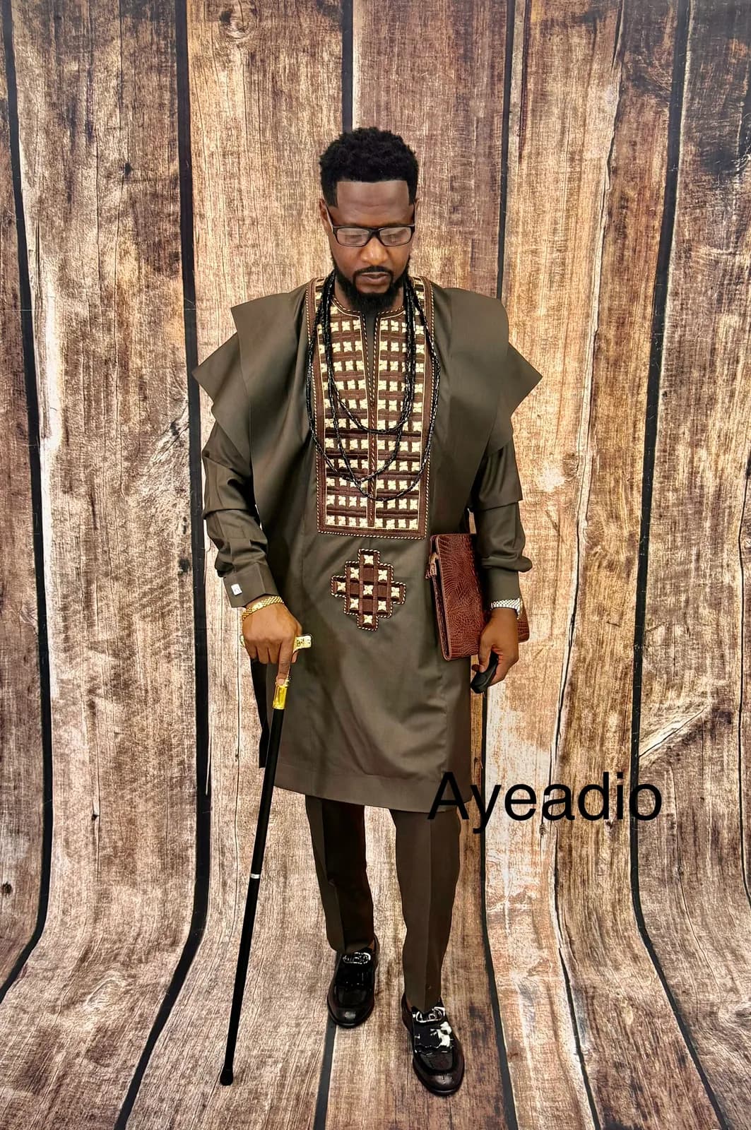 Shoulder Agwada — view 5